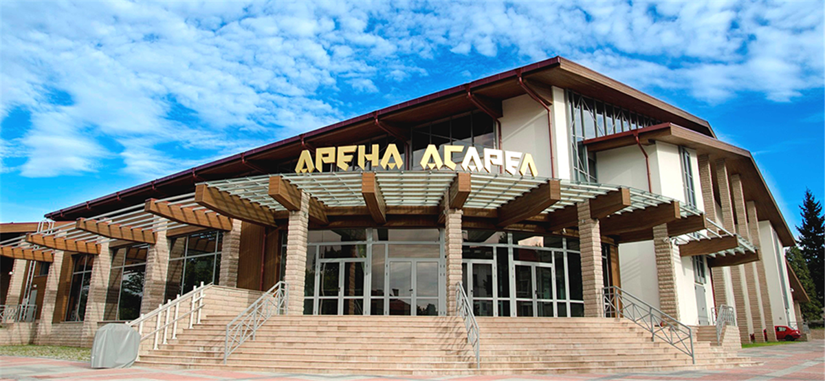 Десет години спорт в зала „Арена Асарел“